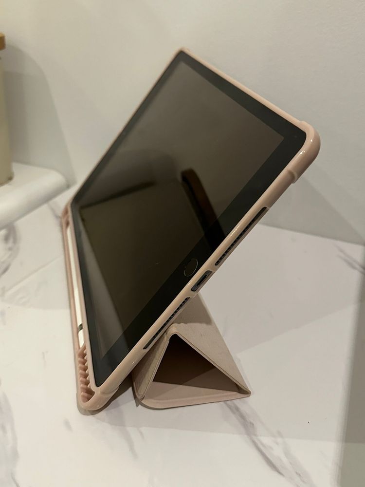 Ipad 8° Geração + Caneta 1° Geração