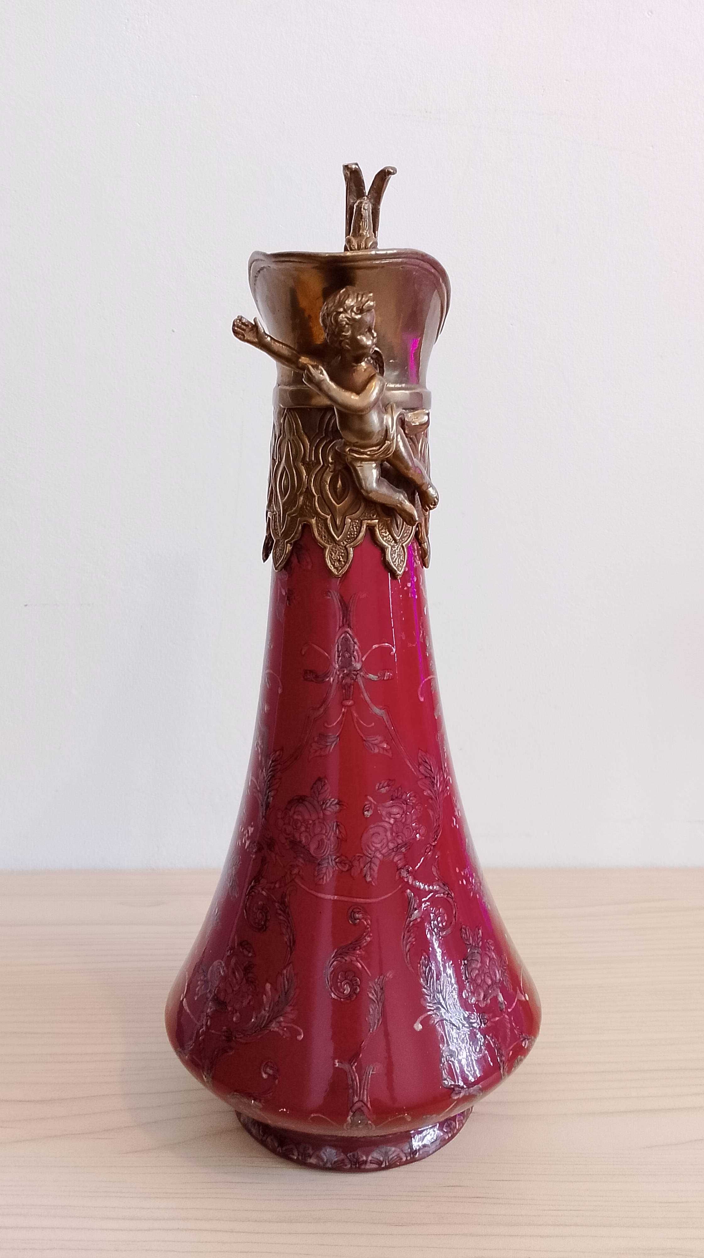 Antyczny porcelanowy dzban, karafka ze smokiem, aniołem z brązu. Duża.