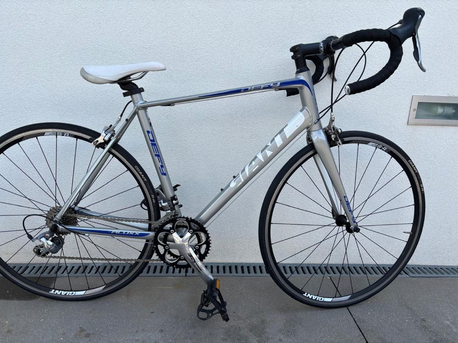 Bicicleta Giant Defy Aluxx SL2 FluidForm