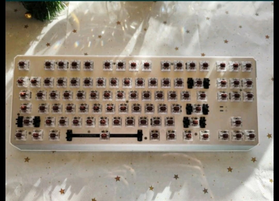 Klawiatura SPC GEAR Onyx White Tournament Kailh Brown RGB Mechaniczna