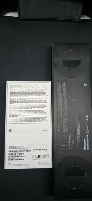 Zestaw iphone 12 128gb + apple watch se nike + akcesoria