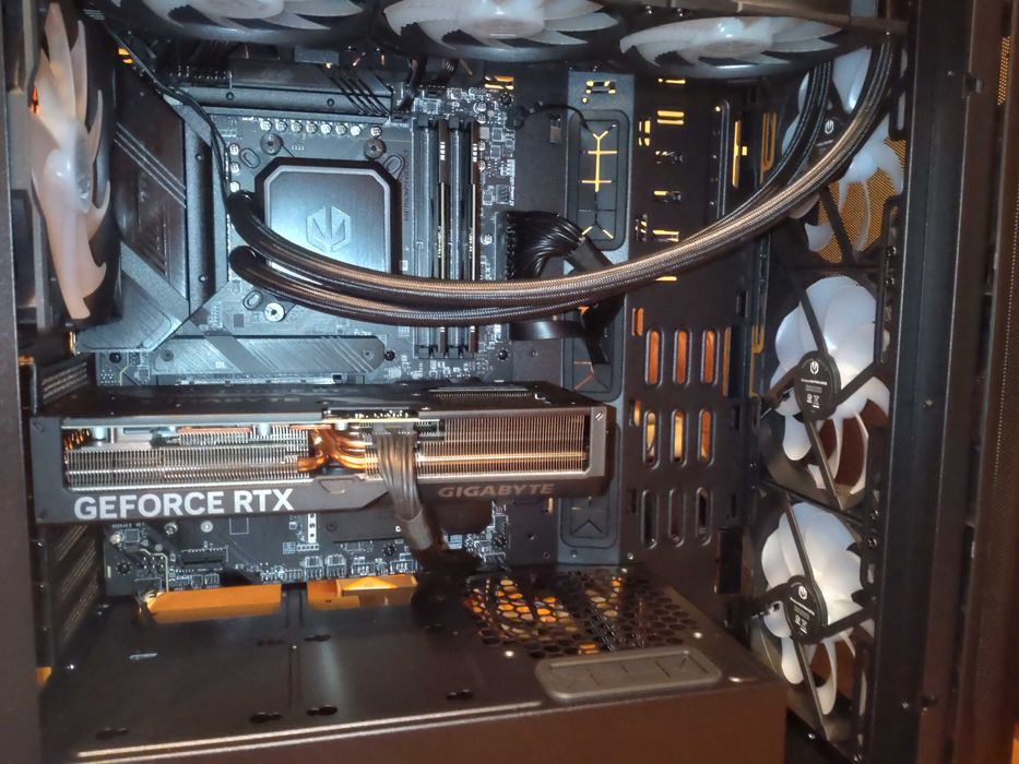 Naprawa / składanie komputerów, czyszczenie konsoli