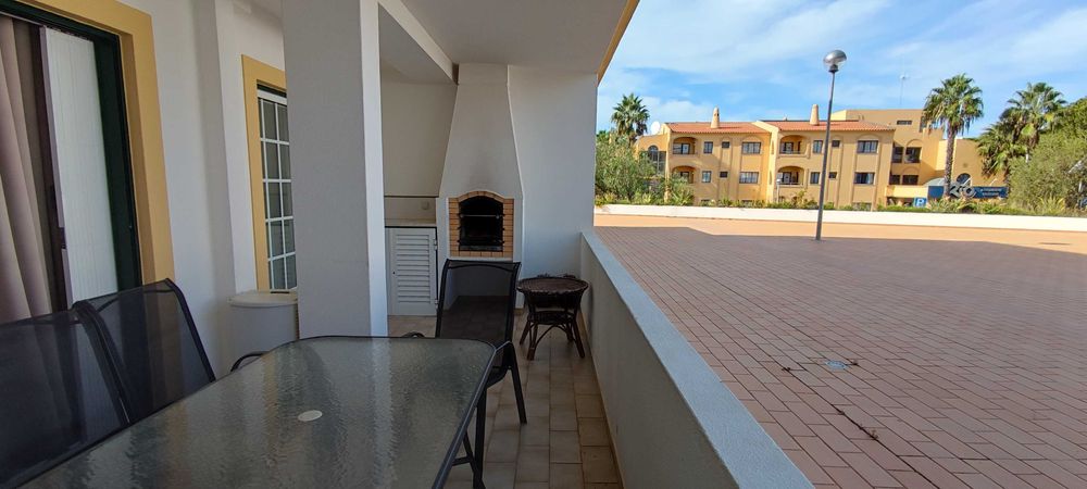 T2 com piscina - Vilamoura