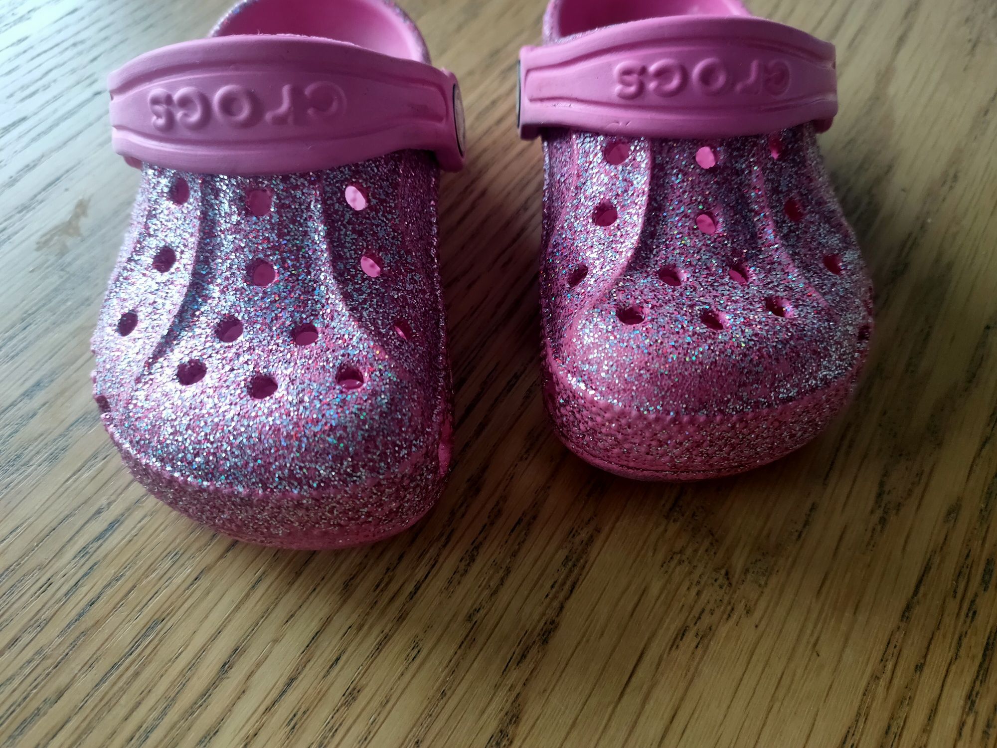 Crocs Baya Glitter Clog K - Rozmiar: C6 (ok. 22–23)