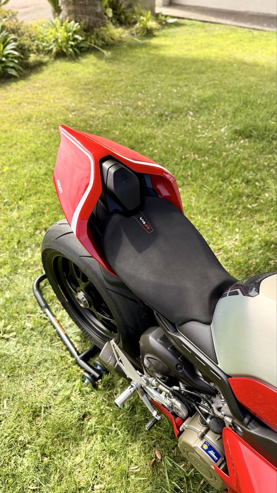 Ducati panigale v4r