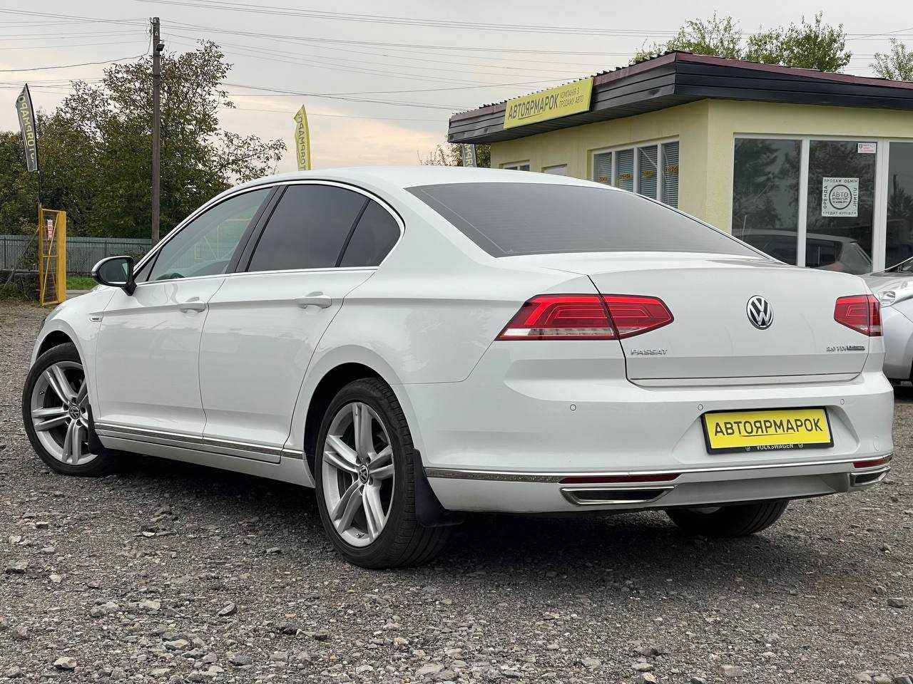 Volkswagen Passat B8 автомат седан R-line