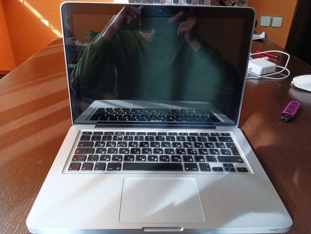 Продам macbook 13 a1278 (pro) apple