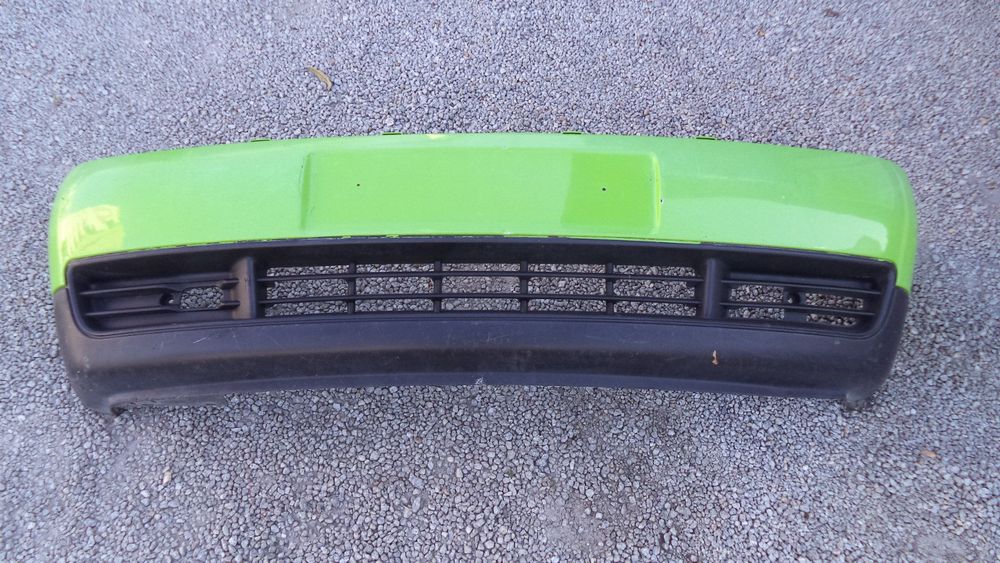 Para choques frente Seat Arosa (original em bom estado)
