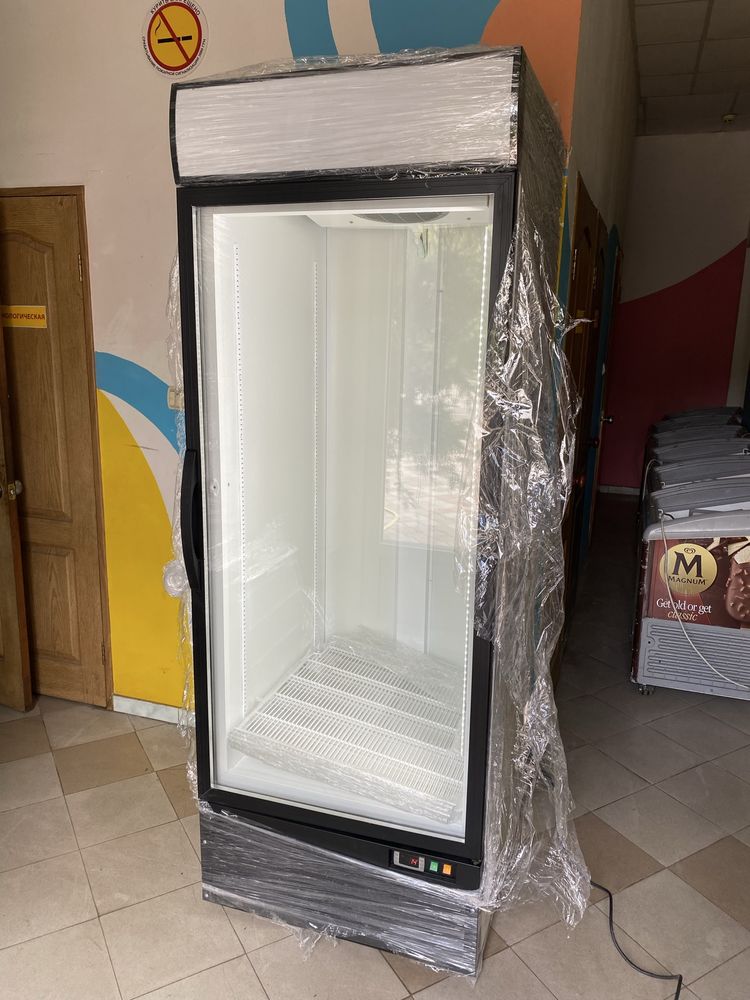 Холодильник для напитков FRIGOGLASS