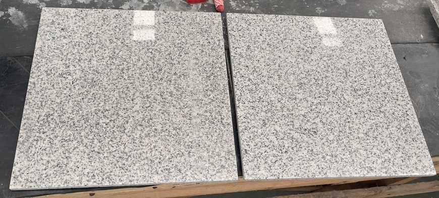 Płytki granitowe G603 30,5 x 30,5 x 1 polerowane