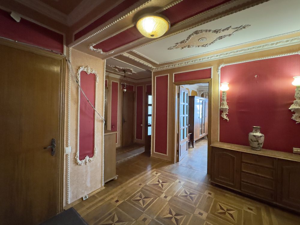 Продам 3-к квартиру пр.Оболонський 40