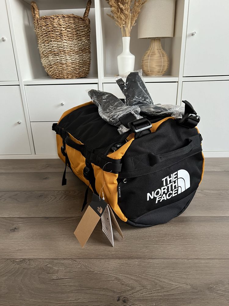 The North Face Gilman Duffel S оригінал Base Camp Duffel