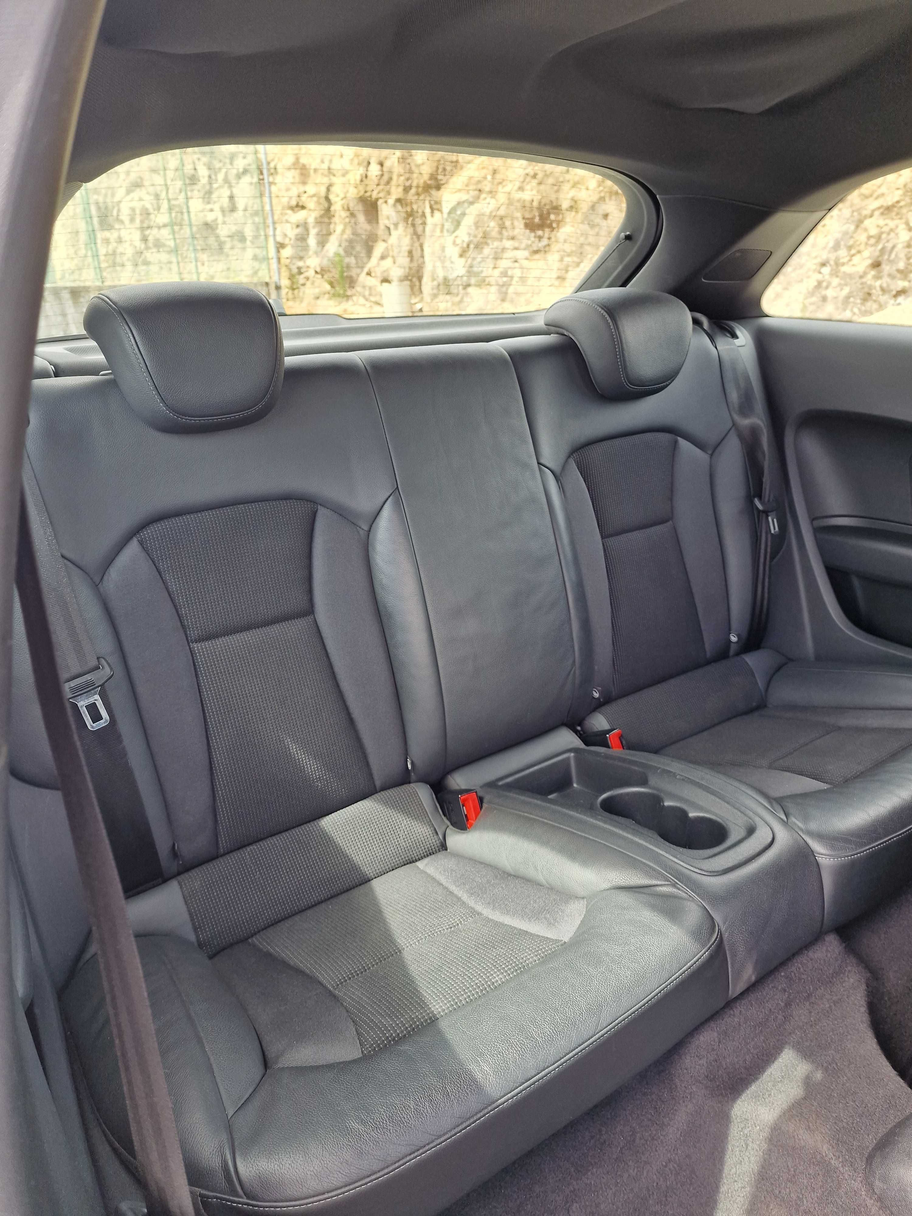 Audi A1 tdi S LINE