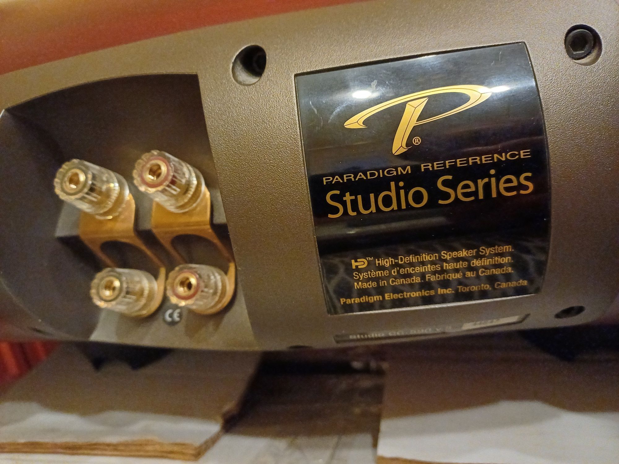 Glosniki  paradigm studio cc590v5