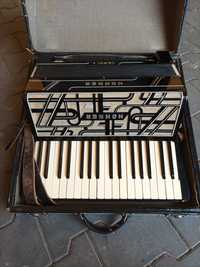 Akordeon HOHNER 90