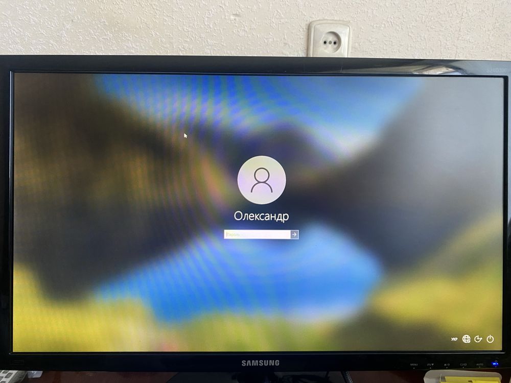 Монітор 24 дюйми Samsung S24D300HS