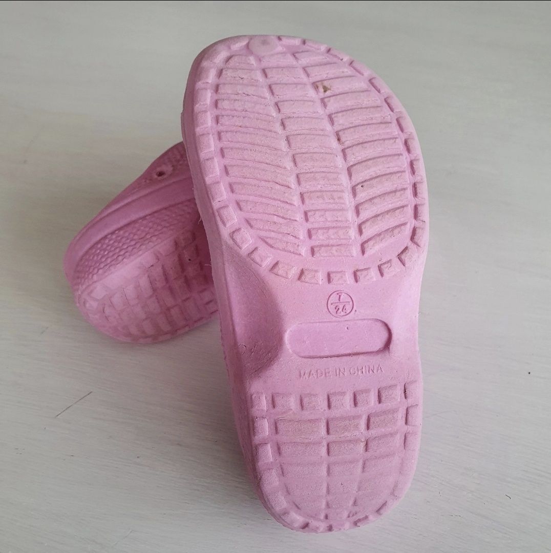 Gumowe klapki różowe chodaki typu crocs 24 14.5cm