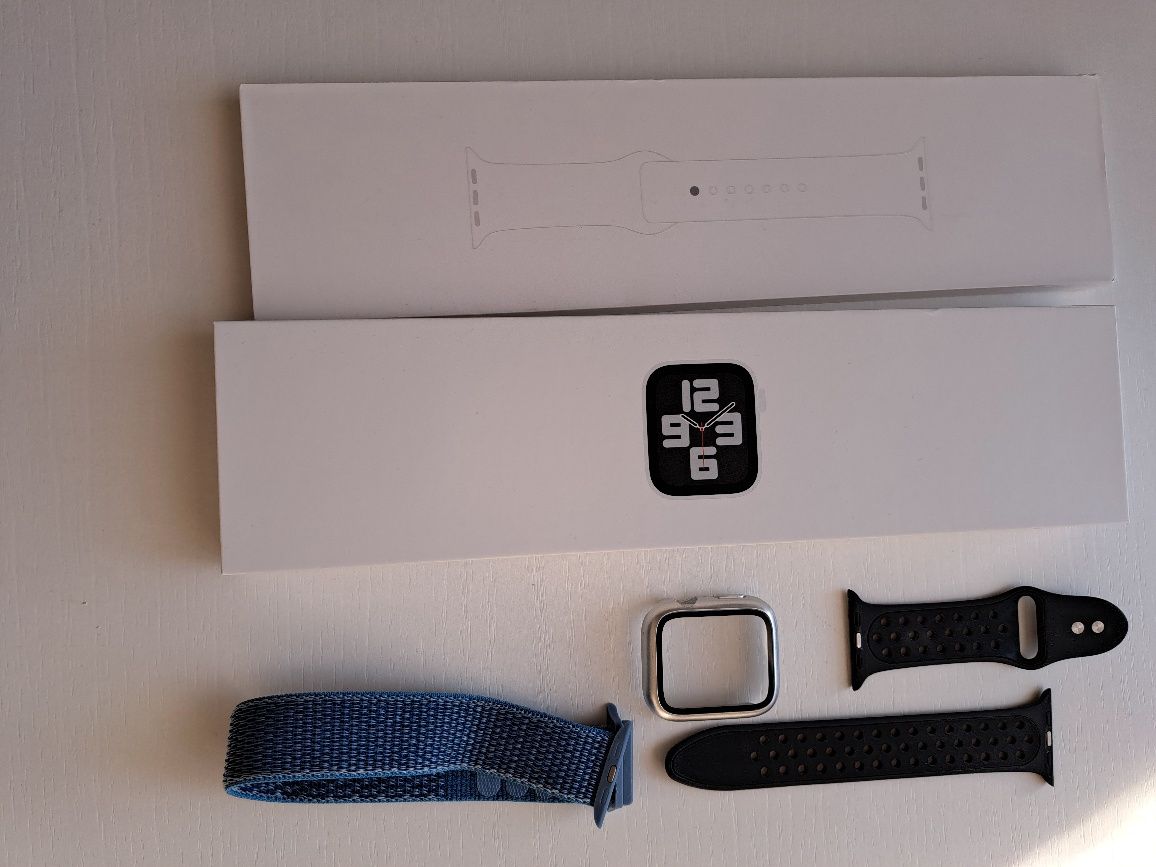 Zegarek Apple Watch SE 2