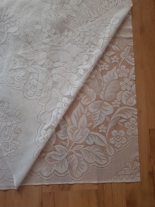 Długie białe firanki 2 pary z falbanka u góry