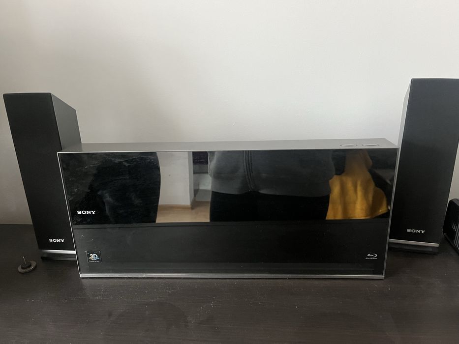 Odtwarzacz SONY BDV-F500