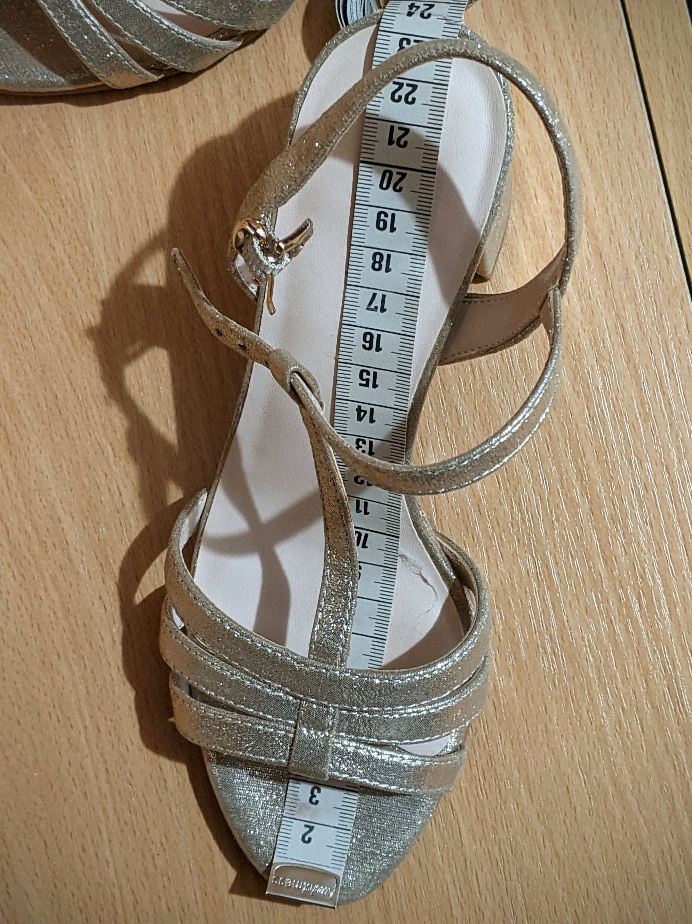 Босоніжки на каблуку Graceland 36 розмір 23,5 см