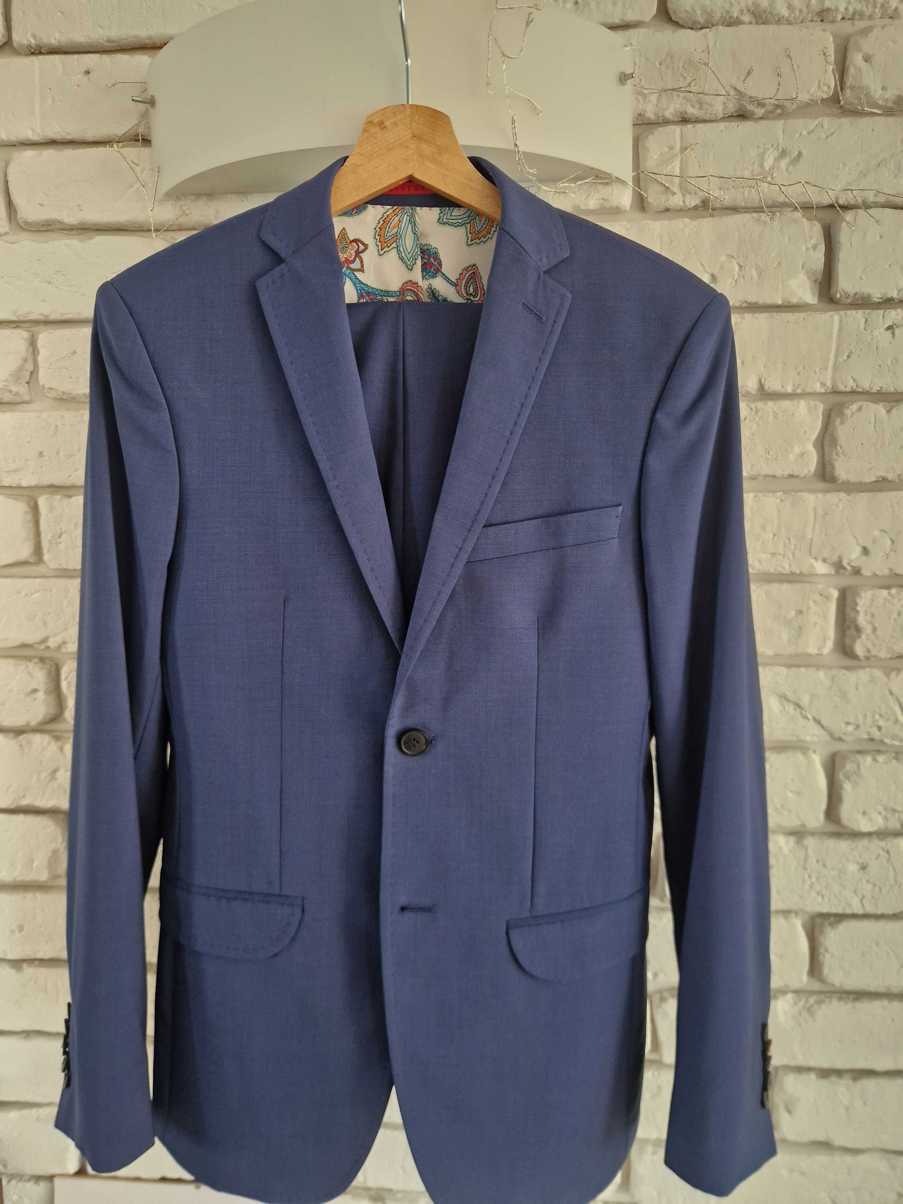 Sprzedam garnitur Vistula dla mlodego czlowieka, super slim tailored