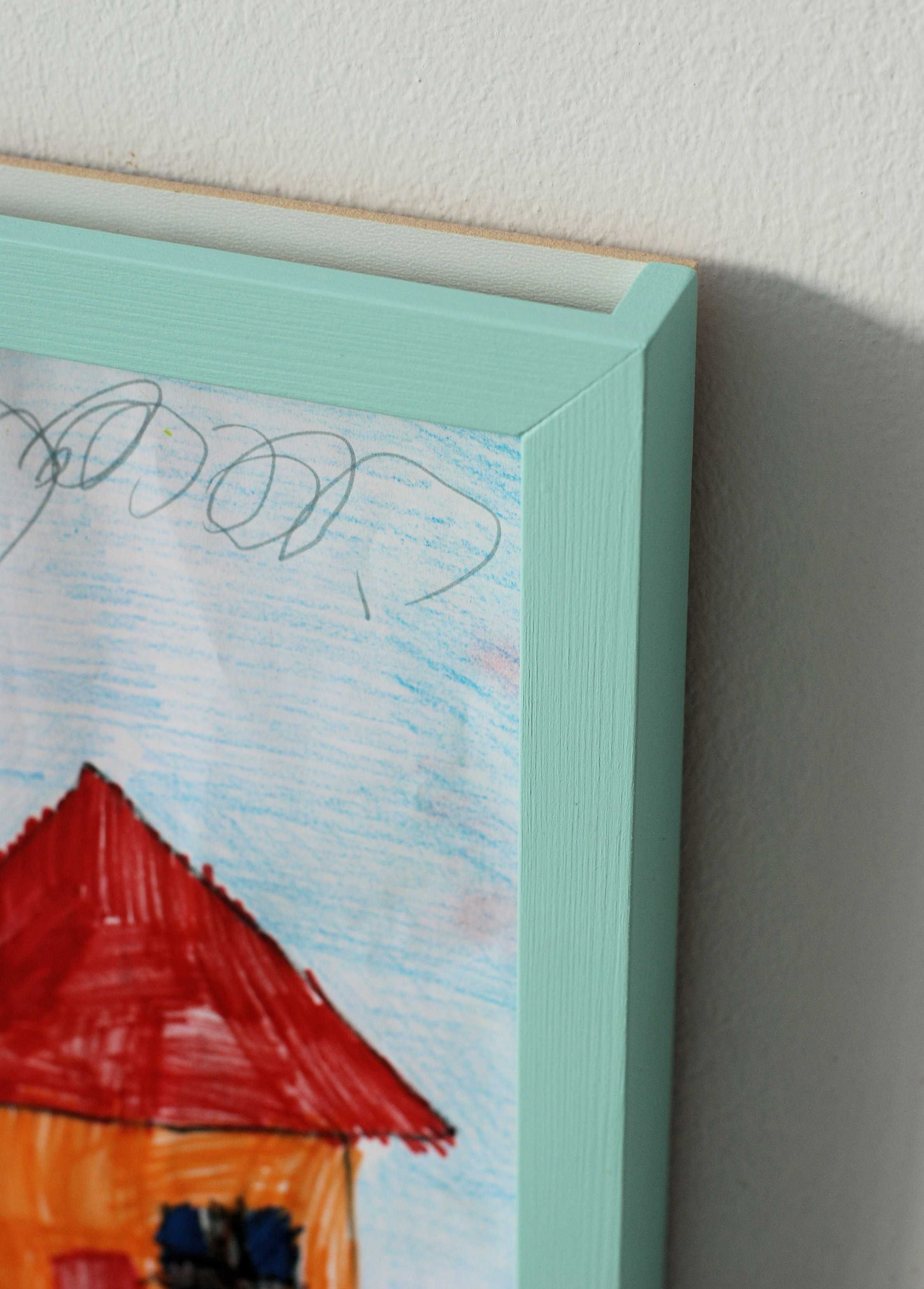 Ramka na rysunki dziecka A4 Ramki z szybką MIĘTOWY PASTELOWY PIONOWA