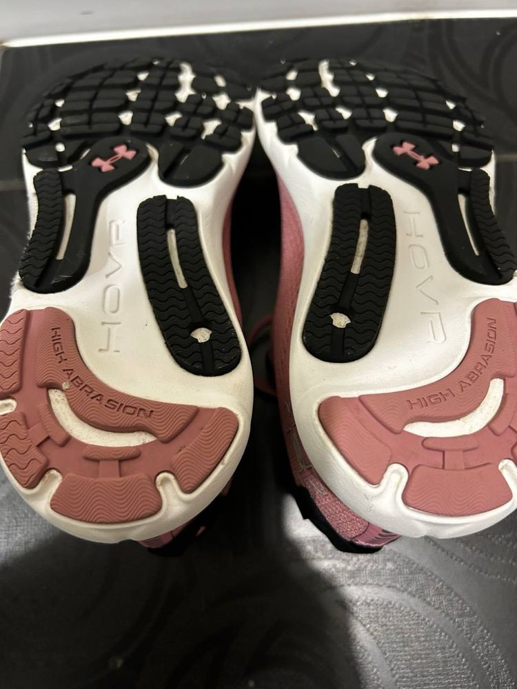 Under Armour • Кроссовки W HOVR Infinite 5 Ld99 Pink Elixir,