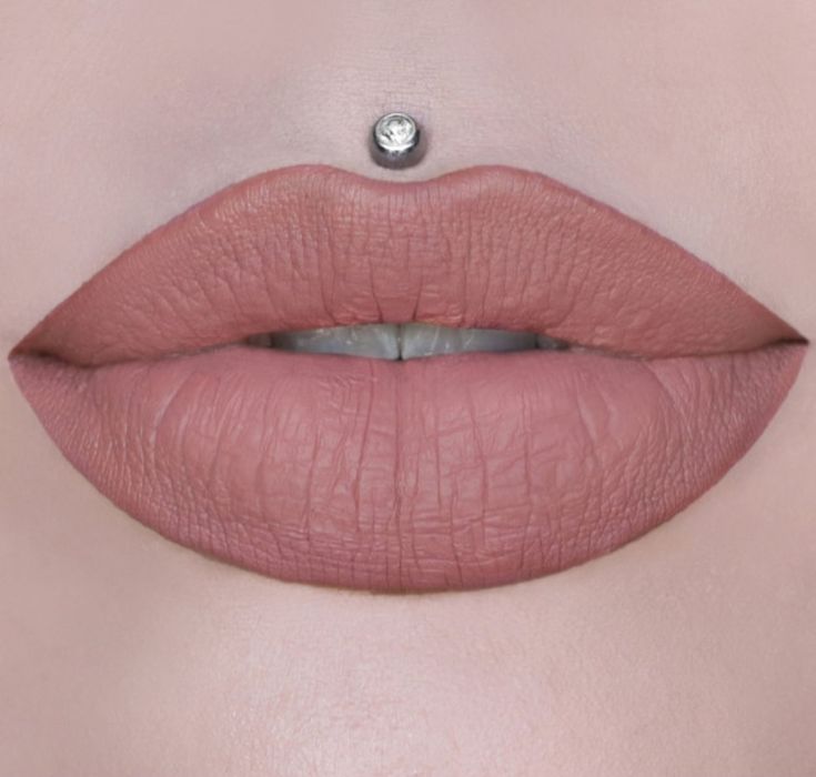 Помада Jeffree Star