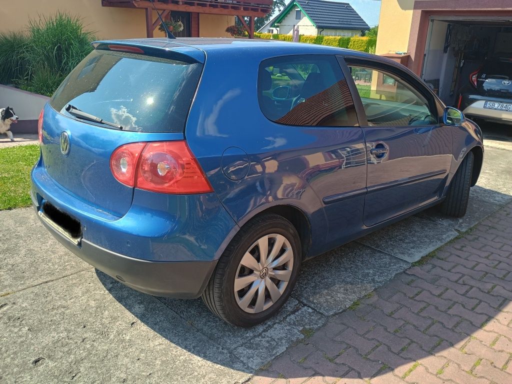 VW Golf V 1,4 pb 2007 hak