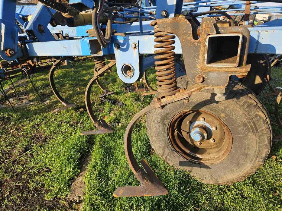 Культиватор КГШ-7.9, чотирьохрядний, зубова гребінка, коток, 2012 р.в.