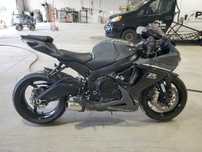 2025 SUZUKI GSX-R600