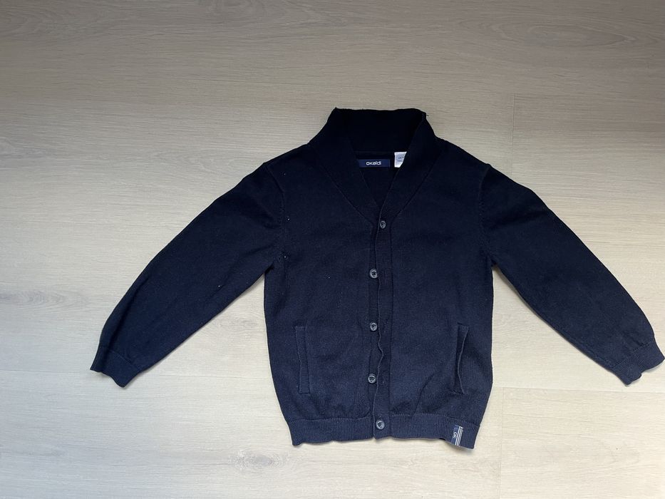 Sprzedam zapinany sweterek