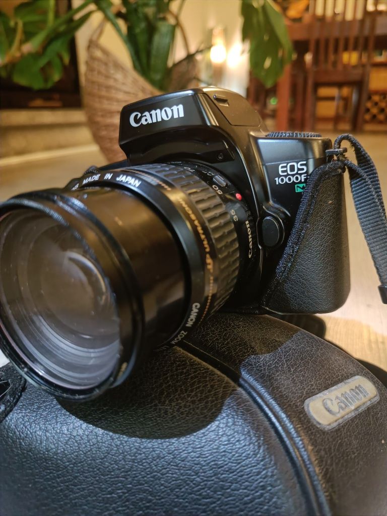 Máquina fotográfica Canon ROS 1000F Pentax