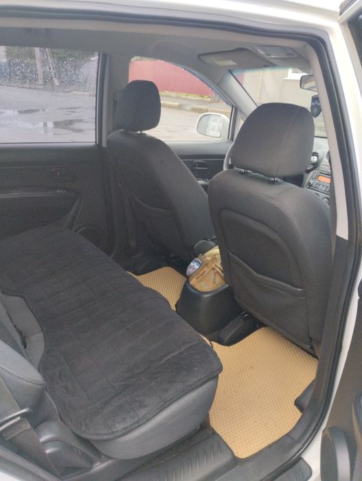 Кіа Каренс  2007