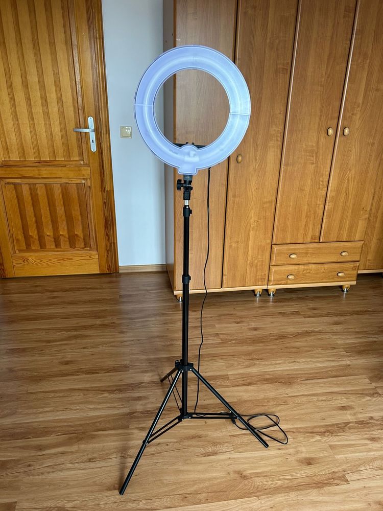 Lampa pierscieniowa Lensso ZRL12A 45 W