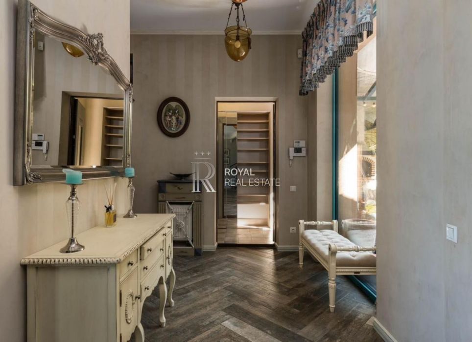Продаж будинку 4к 340м2 Солом'янський вул. Локомотивна Без комісії