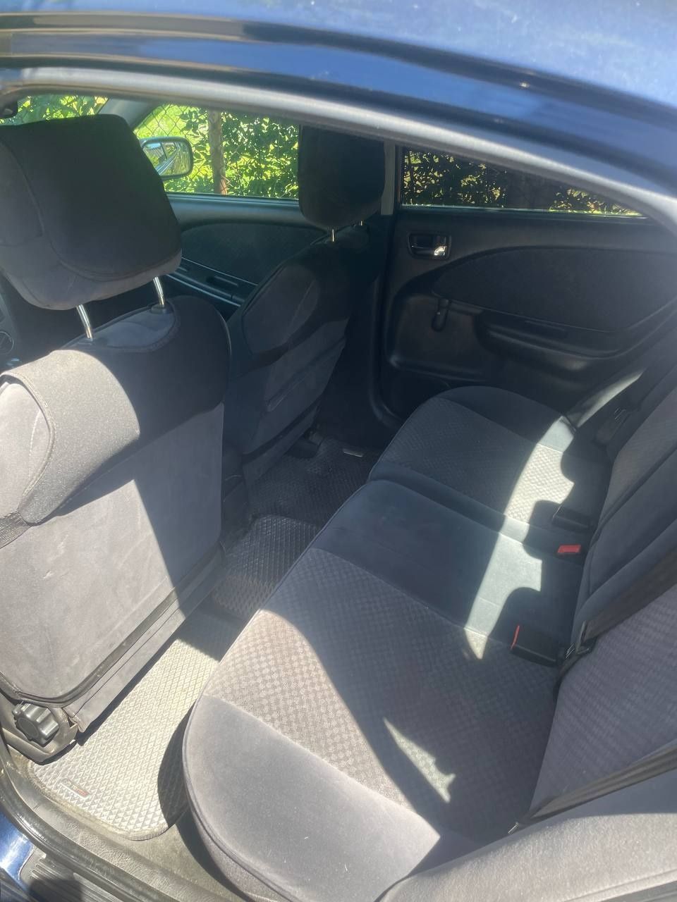 Тойота avensis 2003 рік