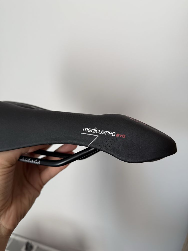 Siodełko medyczne żelowe WITTKOP Medicus ProEvo 7.0 Memory Gel jakNOWE
