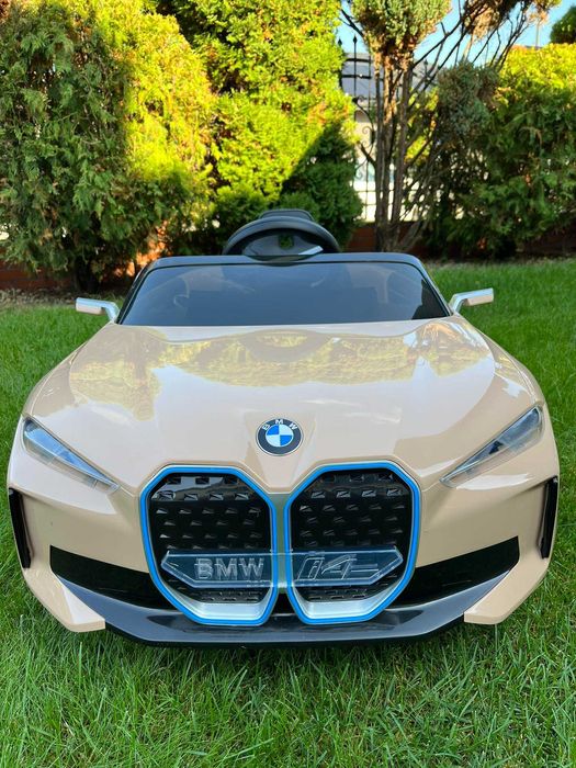 MEGAAUTKA.PL Samochód BMW i4 na akumulator dla dzieci EVA + Pilot auto