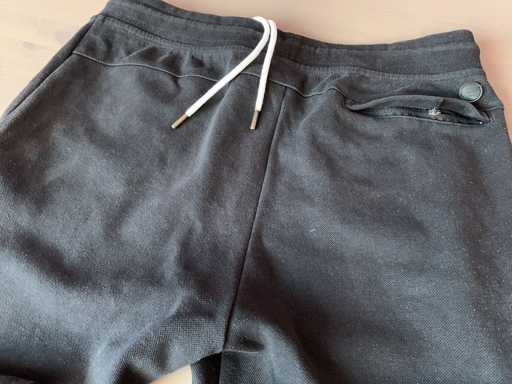 Spodnie dresowe męskie Pull&Bear L