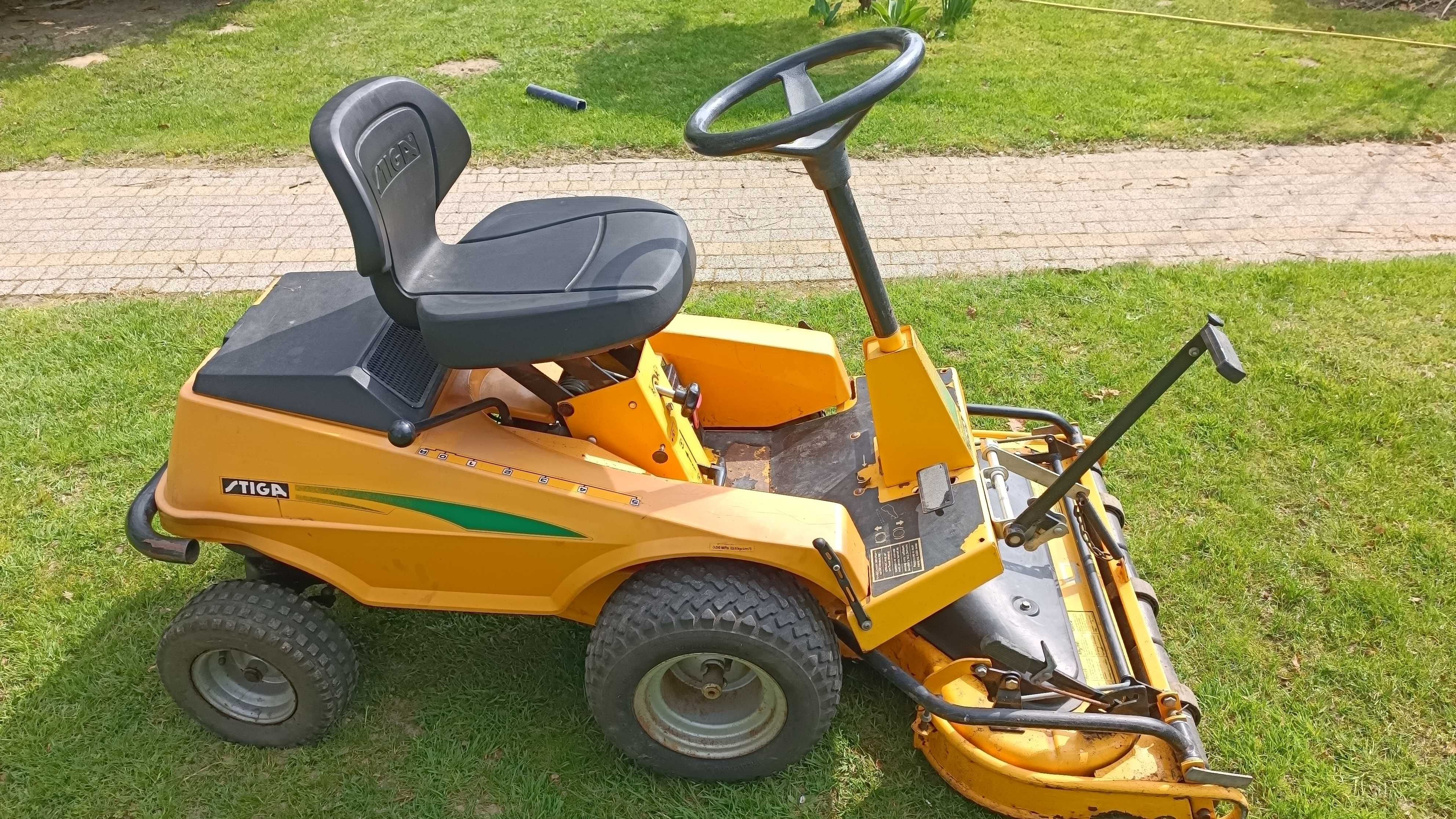 kosiarka traktorek STIGA VILLA briggs stratton 12,5KM agregat 90cm