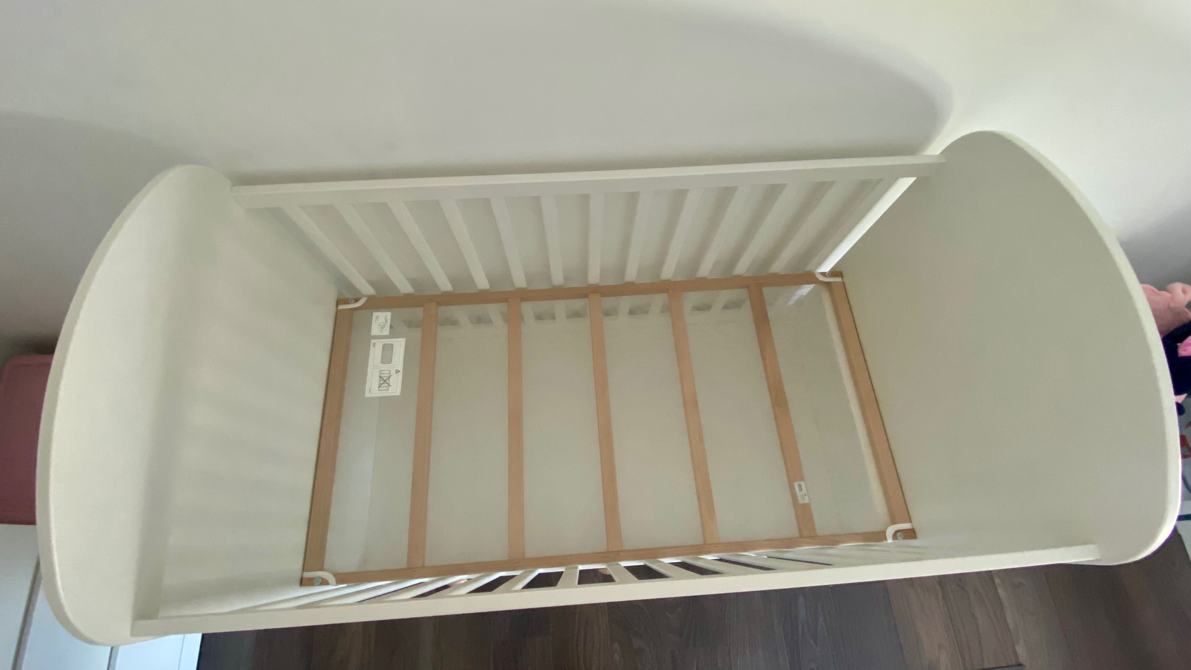 Berço + Colchão Ikea