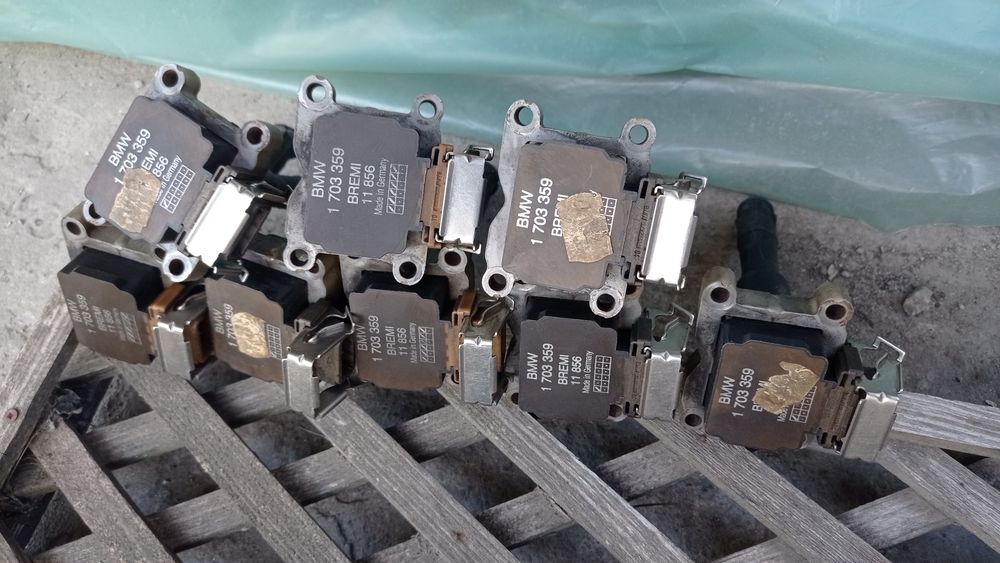 Продам запчасти БМВ Е38