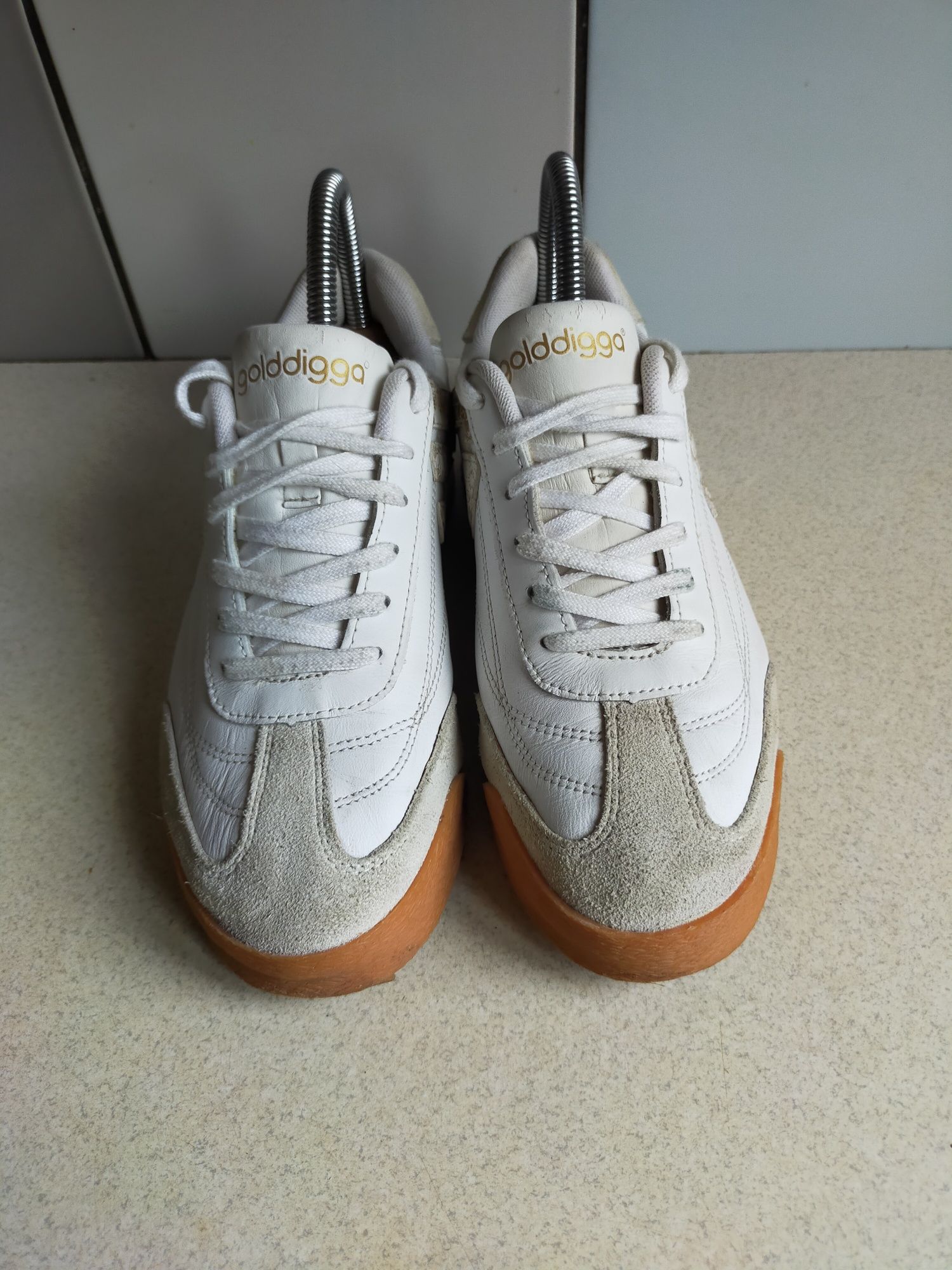 Buty sportowe sneakersy Golddigga 37 skórzane