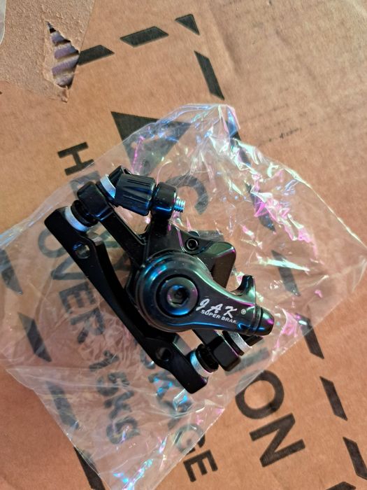 Zacisk hamulcowy tarczowy  do  Roweru .  Nowy okazja