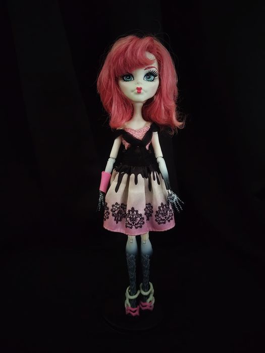 Ляльки монстер хай