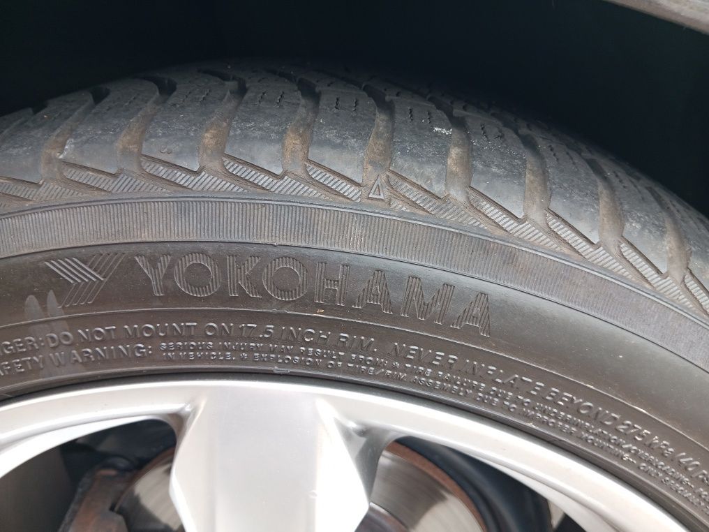 Opony wielosezonowe yokohama 17