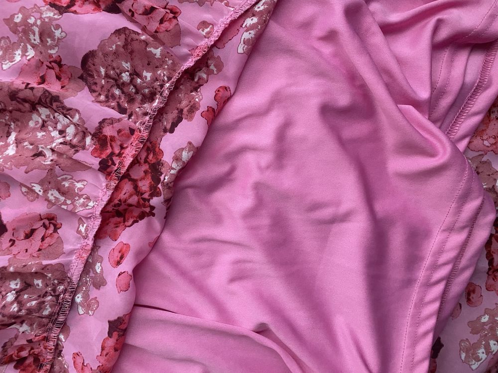 сукня максі святкова рожева платье