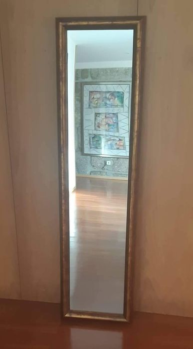 Espelho com moldura 1.50cm×0.40cm